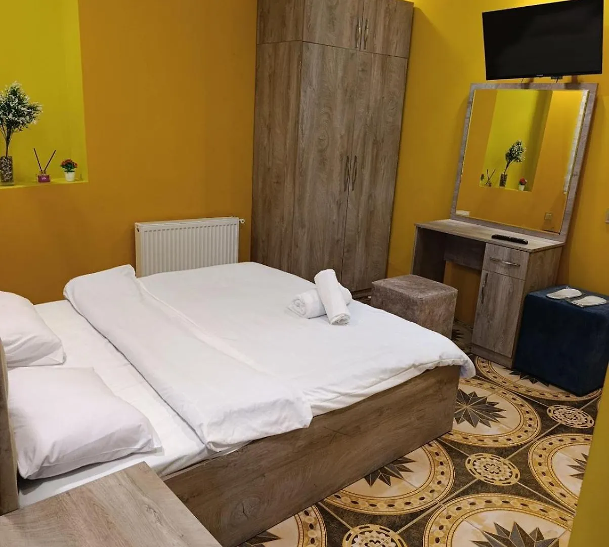 באקו Eco Hotel & Hostel